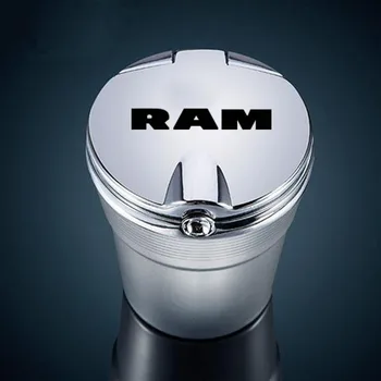 1 GAB. Auto pelnu trauku LED nakts gaismas lampa ar RAM Dodge Ram 1500 2500 3500 Piederumi car styling segtu personības pelnu trauku