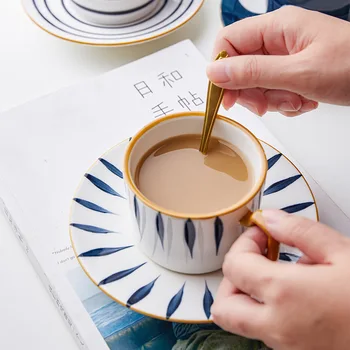 1pc 200ml Japāņu Stila Keramikas Tējas Tase Un Apakštase Uzstādīt Radošo Porcelāna Tējas Kaula porcelāna Kafijas Tasi Uzstādīt Brokastis Drinkware