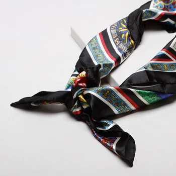 2020 90x90 modes ķēdes Saliktas sieviešu Zīda sarža pinuma šalle Satīna laukumā kaklasaiti Hairband dāmas foulard femme dvieļu bufanda šalle