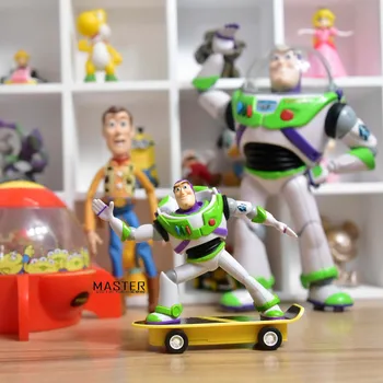 2GAB 10cm Disney Rotaļlietu Stāsts Bazz Lightyear scooter karikatūra lelles roku darbs modelis rotaļlietas atpakaļ uz festivāls dāvanas DIY apdare