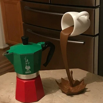 3D Peldošās Izliešanu Kafijas Tasi Galda Figūriņas Interjera Puse Bārs Sveķu Krūze Piegādes Creative Stikla Apturēšanu Vīna Pot