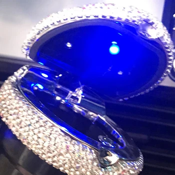 Automašīnas salona LED pelnu trauku Miskastes Containe Daudzfunkcionāls Gaismas Rhinestones Auto pelnu trauku Dūmu Kausa Turētājs ar LED Gaismas