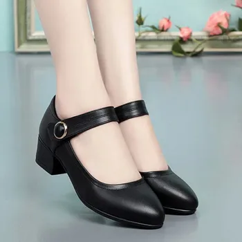 Cresfimix sieviešu modes augstas kvalitātes melna pu ādas elegantu komfortu biroja kvadrātveida papēdi sūkņi dāma vasarā papēžu kurpes a6661e