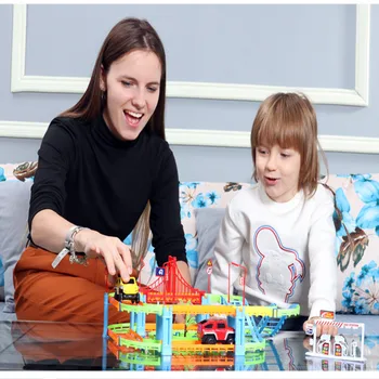 Elektriskā Dzelzceļa Automašīnu Vilciena Sliežu Daudzslāņu Celtniecības Modeli, Apkopot Izglītības Rotaļlietas, Dāvanas Bērniem Bērnu Zēns