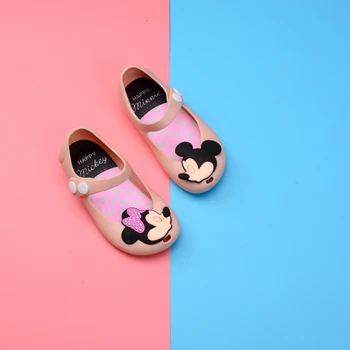 Ir 2021. Jaunu Disney Vasaras Sandales Bērniem Mickey Mouse Meitene Jelly Apavi Bērnu Minnie Loku Princese neslīdoša Beach Bērniem Apavi