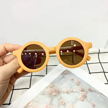 Ir 2021. Jaunu Modes Candy Krāsas, Apaļas Saulesbrilles Meitenēm Vintage Mazo Cute Eyewear Bērnu Cool Saules Brilles Uv400 Zēni Toņos