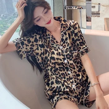 Ir 2021. Jaunu Pidžamu Īsām piedurknēm Jaka Leopards Drukāt Sleepwear Vasaras Loungewear Sieviešu Vasaras Pidžamas Komplekts Sieviešu Pidžamas