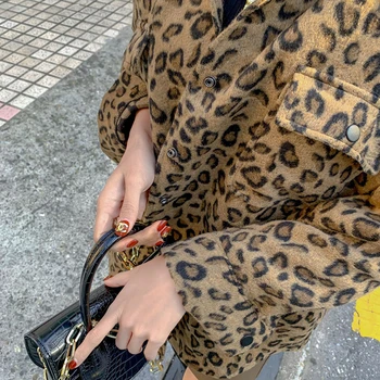 Ir 2021. pavasara Vintage Leoparda Jaka Plus Lieluma Gadījuma Leopard Sieviešu Mēteli Ziemas Topi Sieviete Drēbes Elegants Vilnas Outwear