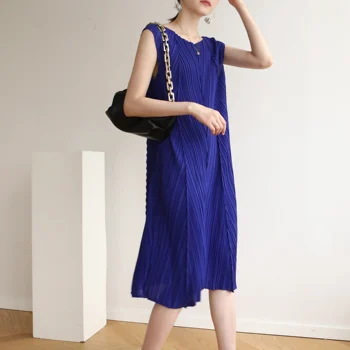 ISSEY ražotājs tieši piegādā 2021. gada vasaras INS stila Miyake Pleats kroku vienkārši modes kleita