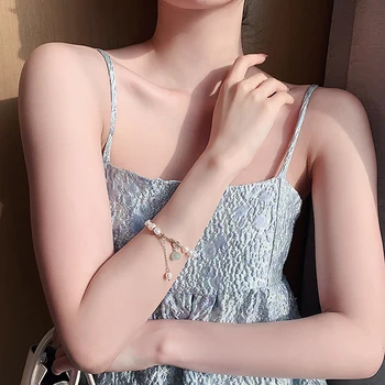 Klasiskās Modes Dabīgā Akmens Pērļu Rokassprādzi, Kulonu Sievieti Izsmalcinātu Jauno Laimīgo Aproces Aproce Jubilejas Dāvanu Luksusa Rotaslietas