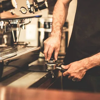 Koka Turētājs Kafijas Aizskart,Dzīvoklis Espresso Aizskart 58mm,Nerūsējošā Tērauda Plakans, ar Augstumu Regulējamu Koka Rokturi Aizskart