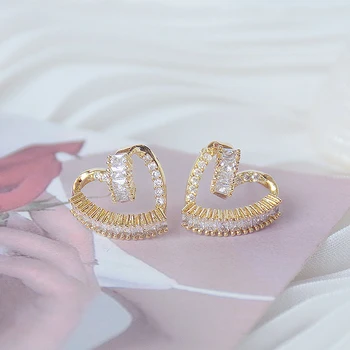 Korejas Karstā Modes Rotaslietas 14K Nekustamā Gold Plating Vara Inkrustēts AAA Zircon Auskari Elegants Mīlestības Sieviešu Kāzu Puse, Auskari
