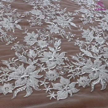 La Belleza jaunu smago fāzēm kāzu kleitu mežģīnes auduma off white krelles vizuļi mežģīnes auduma, lielas puķes modelis mežģīnes 1 pagalmā
