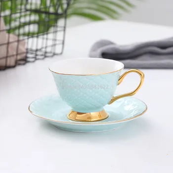 Luksusa Keramikas Kafijas Tase un Apakštase Uzstādīt Jaunu Dizainu Pēcpusdienas Tējas Krūzes Brokastis Piena Kausa Aromātisks Ēdiens ar Karoti Ziemassvētku Dāvanu