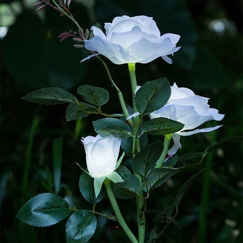 Saules Rose Puķu Zālienu Lampas Ūdensizturīgs Ievietojot LED 3 Pumpuri, Āra Dekoratīvās Dārza Dekorēšanas Piederumi Gaismas Ainavas
