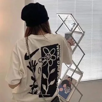 Sievietes ir o-veida kakla T-krekls Japāņu Harajuku Maz barba saulespuķu basketbola grafiti īsām piedurknēm pāris topi Streetwear Tshirt