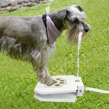 Suns pakārtotā Āra Pet Suņiem Aktivizēts Dzeramā Ūdens Strūklaka Automātiskā kucēns chiens bļodas un dzērāji Pedāli suņu preces