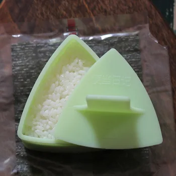 Trīsstūra Forma, par Onigiri Rīsi-Bumbu Suši Maker Non-Stick Suši Pieņemšanas Komplekts Rīsi, Nospiediet Ierīces Pelējuma Virtuves Piederumi, Instrumenti,