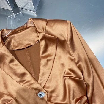 TWOTWINSTYLE Slim Raibs Dimanta Krekls Sievietēm Atloks ar garām Piedurknēm Gadījuma Šiks Sieviešu Blūze Jaunu Apģērbu, Ir 2021. Modes Stils