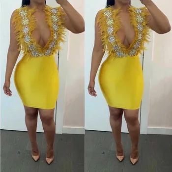 Vairumtirdzniecības 2020. gadam Jaunākās Sieviešu kleita dzeltenu spalvu Dziļu V-veida kakla Sexy club Slavenību Kokteilis puse pārsējs kleita
